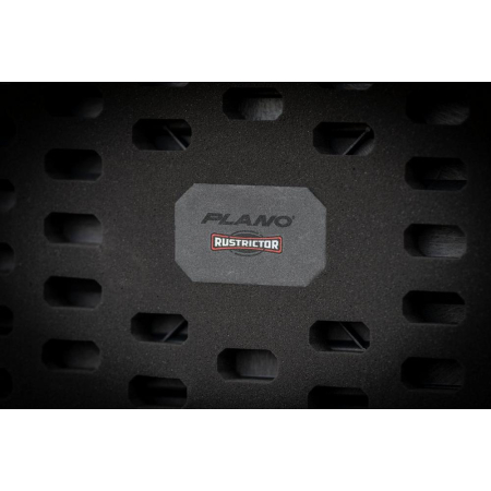 Plano_PLA11852R_lifestyle4-71728