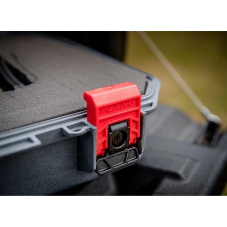 Plano_PLA11842R_lifestyle6-71720